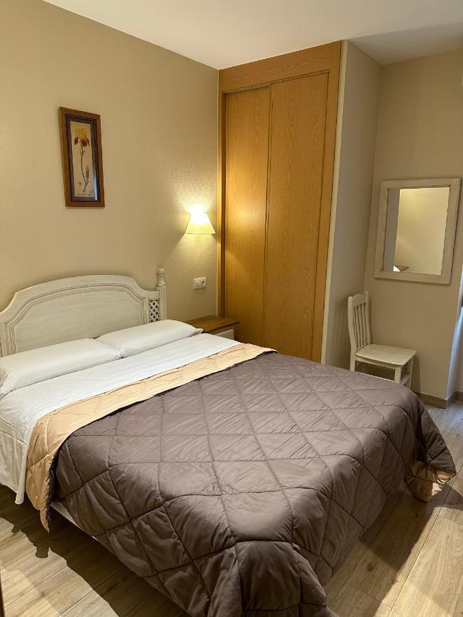 Toledo Plaza Hotel Exterior photo