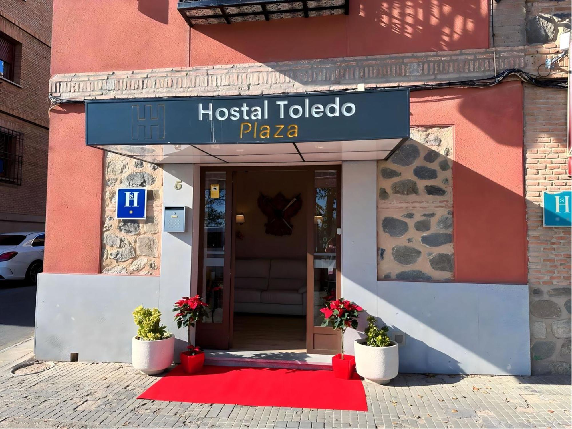 Toledo Plaza Hotel Exterior photo